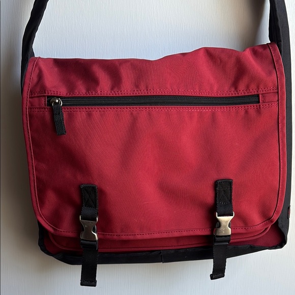Kenneth Cole Reaction Red and Black Messenger Bag - Picture 2 of 12
